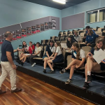 ホームステイ先と合流